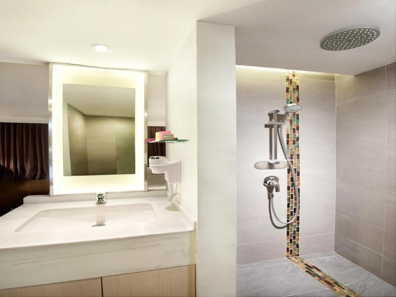 Ibis Styles Jakarta Airport Tangerang Exterior foto