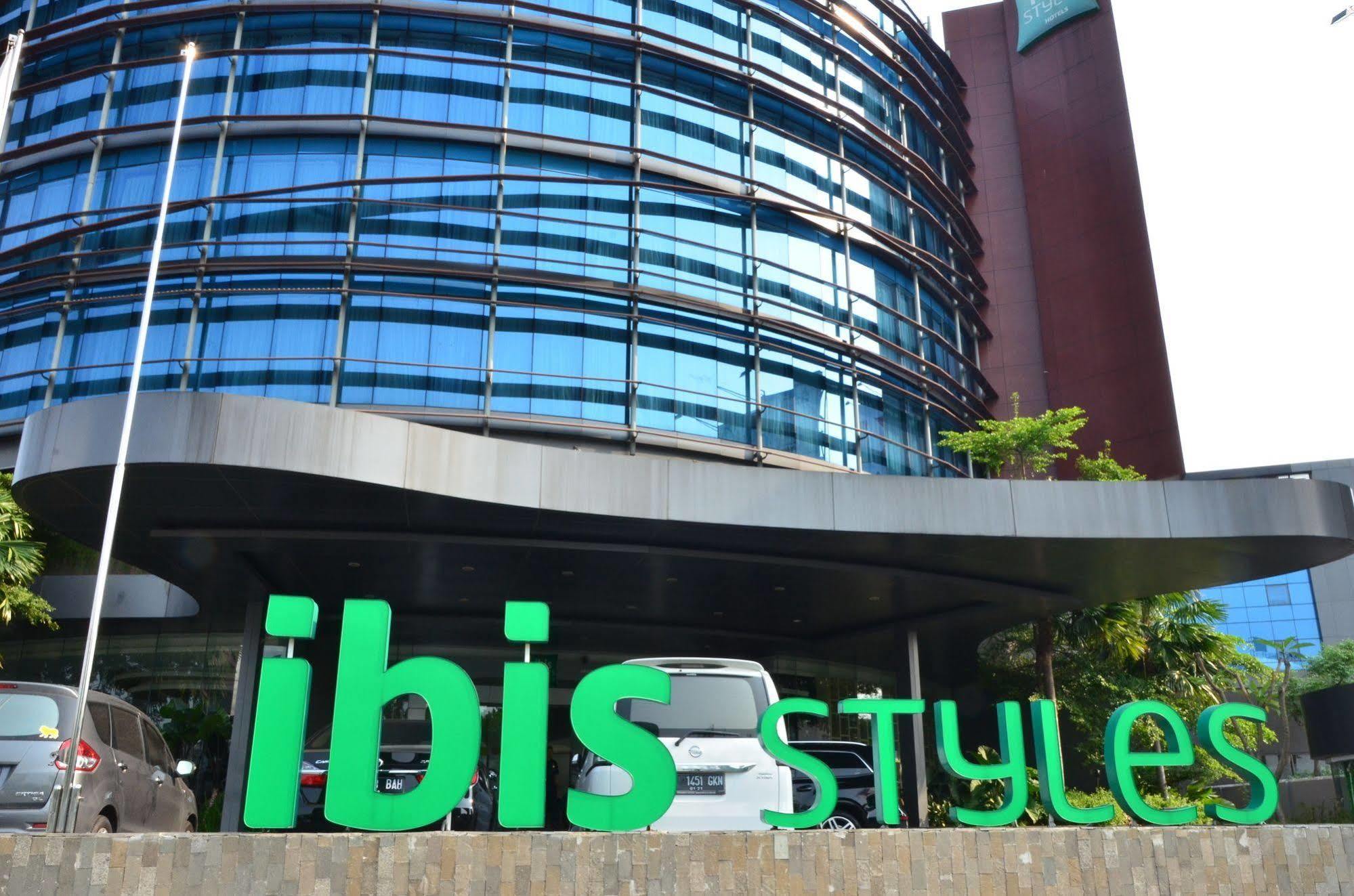 Ibis Styles Jakarta Airport Tangerang Exterior foto